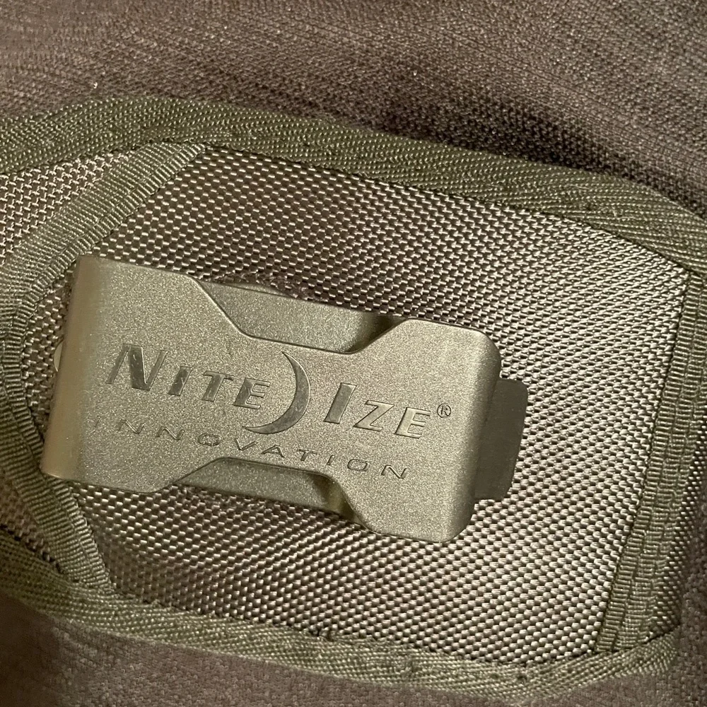 Nite ize case, phone, tool, etc black with clip for belt nwot